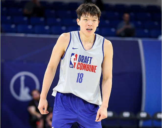 ESPN总决赛后最新模拟选秀：杨瀚森33顺位被黄蜂选中 连续4期提升