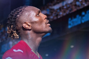 GA黄金甲平台-记者：乌切转会狼队交易告吹，狼队决定追求其他目标