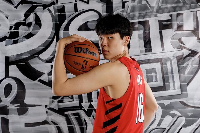 GA黄金甲官方网站-杨瀚森在NBA联盟中锋位置排名多少？