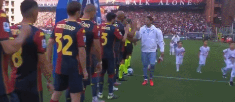 GA黄金甲-半场：尤文0-0热那亚，戴维错失良机，加蒂造险